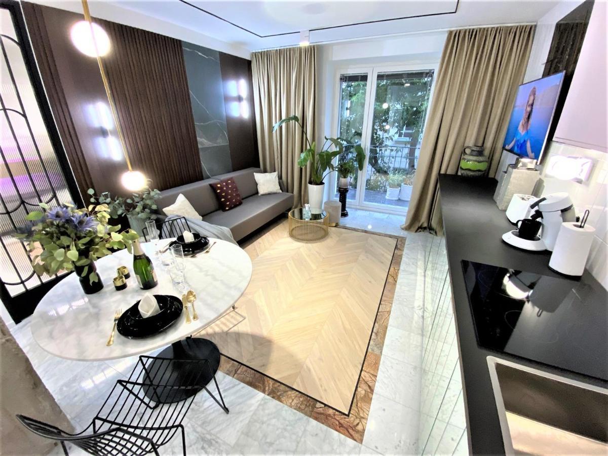 Design+Luxus Apartment Im Zentrum! +Netflix Варшава Экстерьер фото